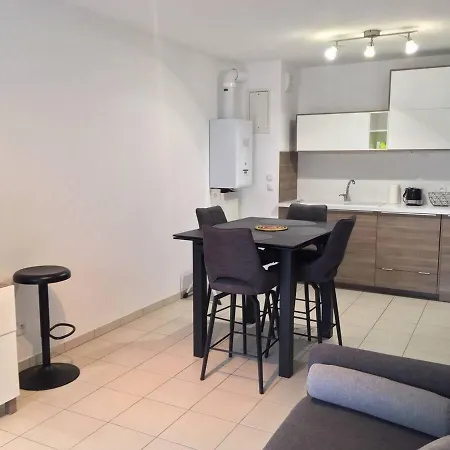 Centre A Pieds 公寓